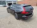 Volvo V60 Kombi Plus Dark Recharge Plug-In Hybrid AWD Noir - thumbnail 4