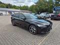 Volvo V60 Kombi Plus Dark Recharge Plug-In Hybrid AWD Noir - thumbnail 1