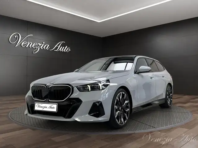 BMW 540 540d Touring xDrive 303cv 4x4 Tetto ACC Navi