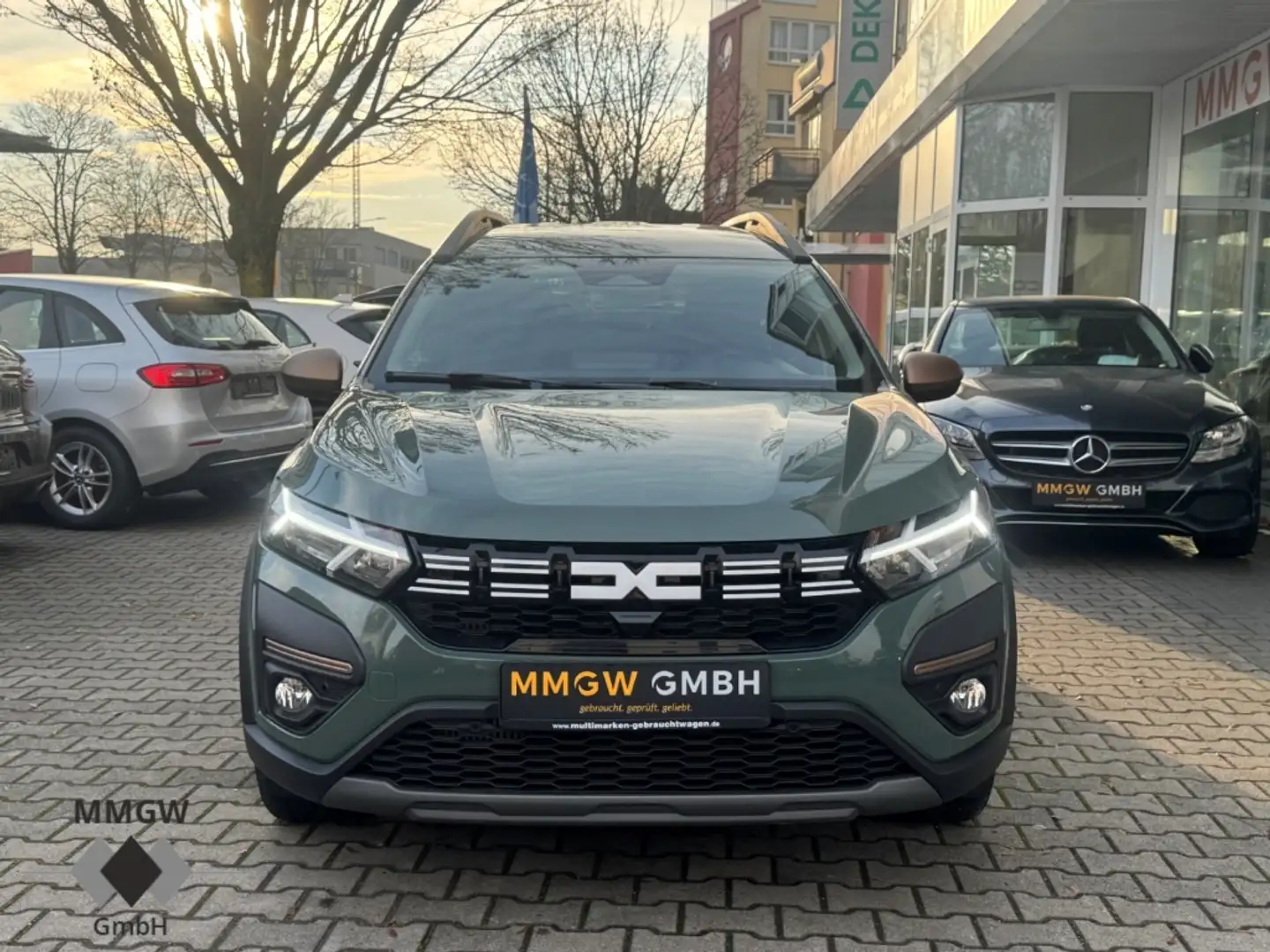Dacia Jogger Extreme+ Navi/Klima/Fahrerprofil/SHZ/Spurwechselas Grau - 2
