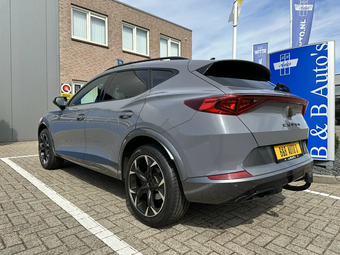 CUPRA Formentor 1.5 TSI 150pk DSG Business Edition Plus l ACC l CA Grijs - 2
