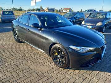 2.2 t Executive 160cv auto + PACK SPORT