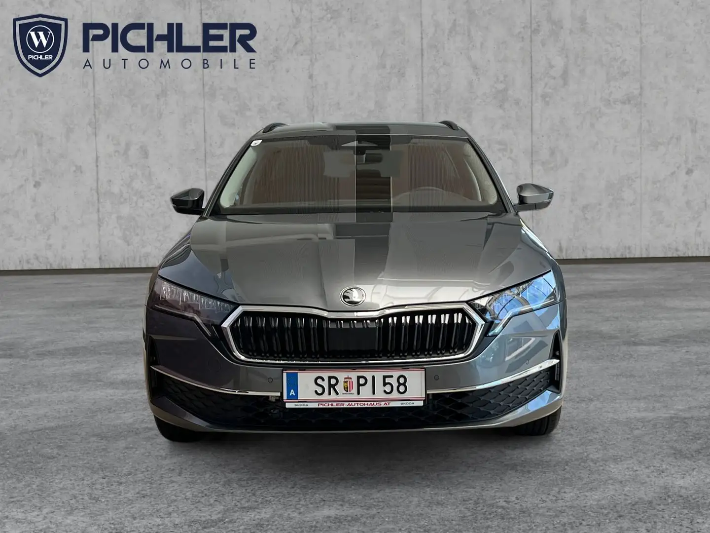 Skoda Octavia Selection TSI mHEV DSG Grau - 2