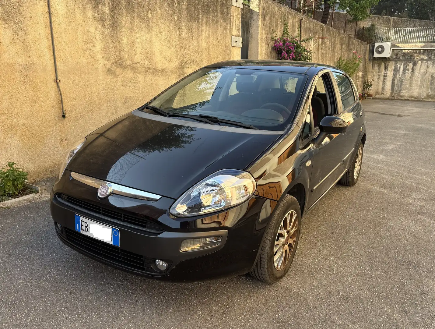 Fiat Grande Punto Grande Punto 5p 1.4 natural power Active Noir - 2