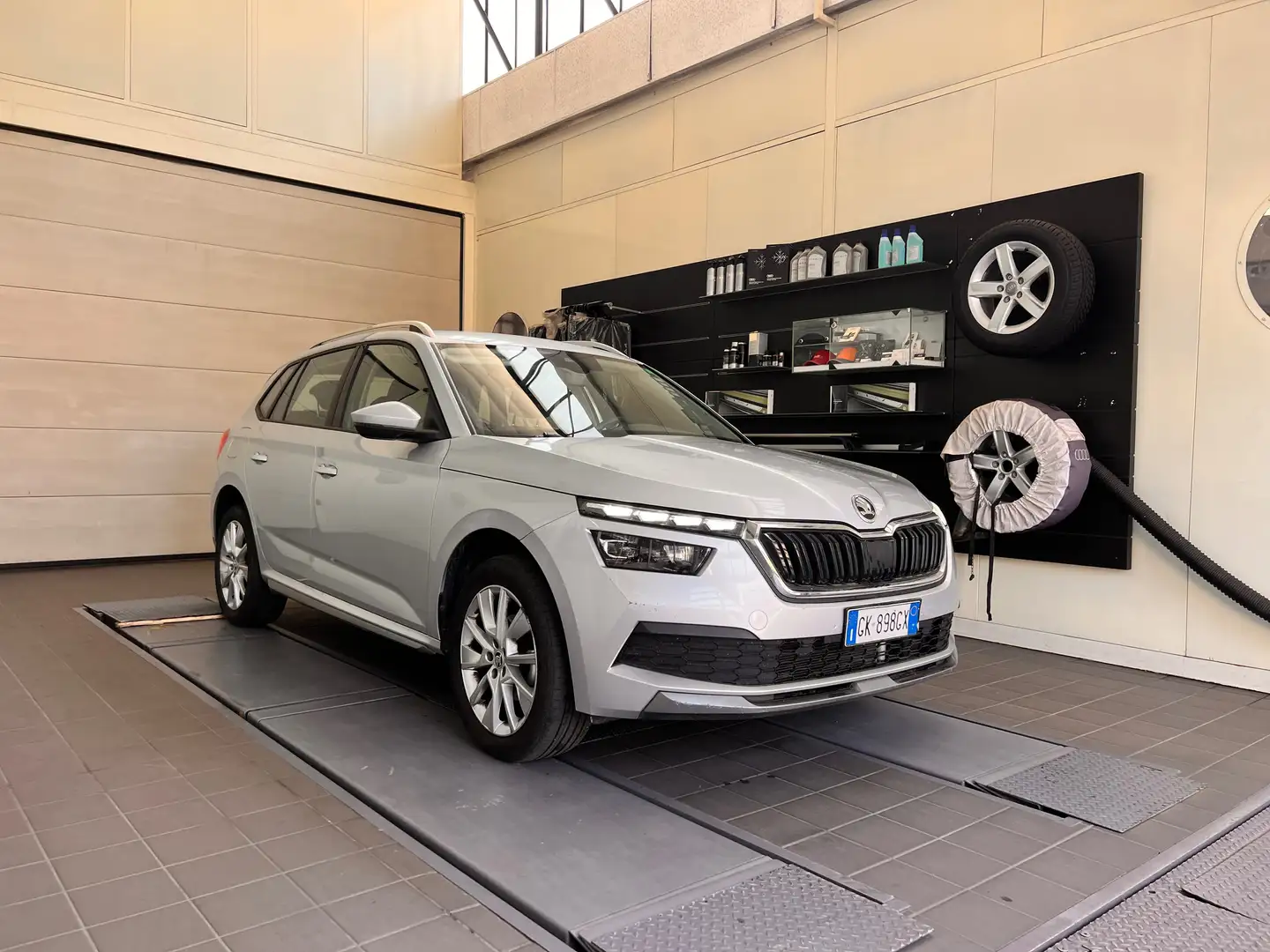 Skoda Kamiq Kamiq 1.5 tsi Style 150cv dsg Argent - 1