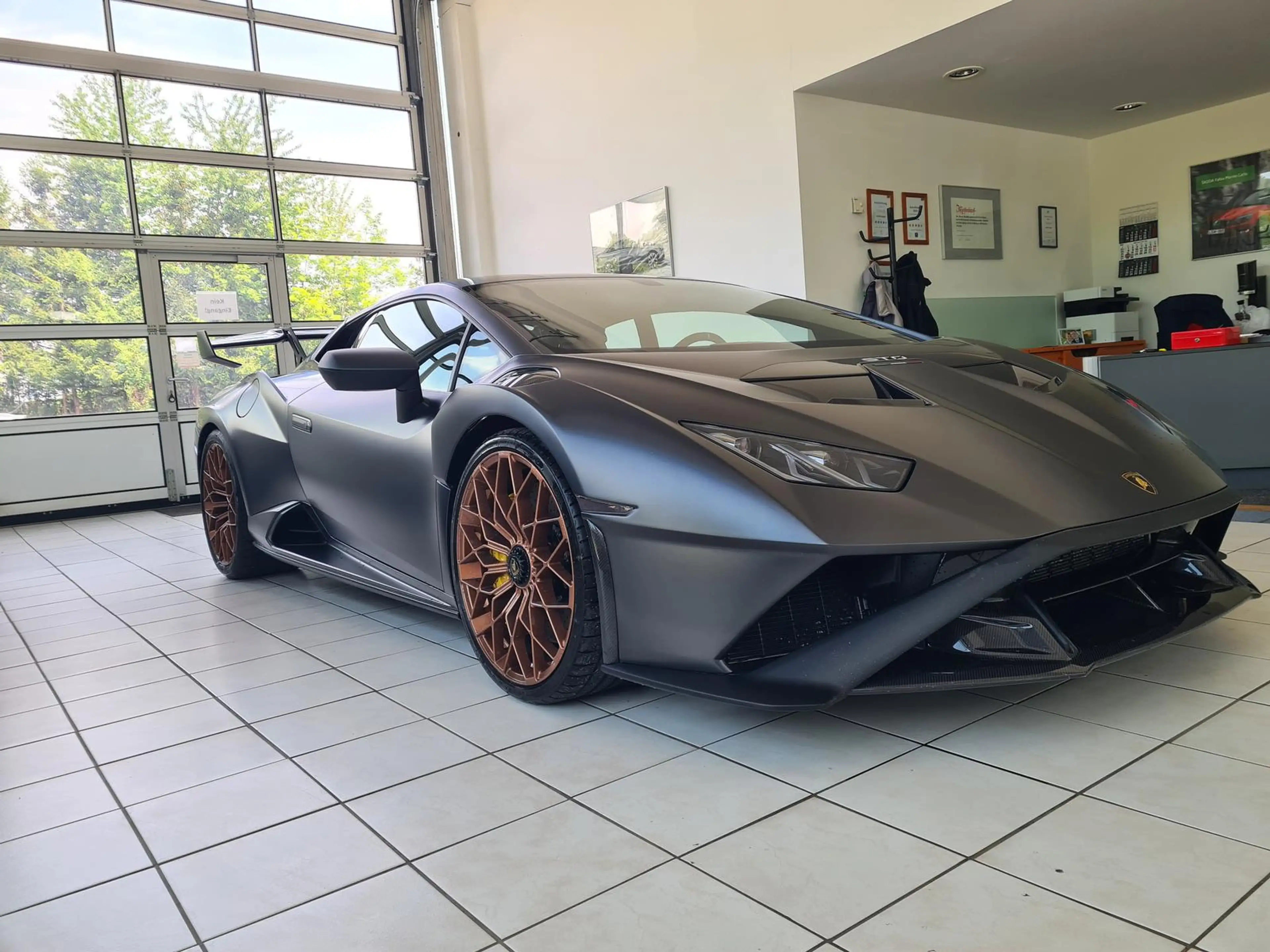 Lamborghini Huracán Huracan STO Lift-system DAB RearView Carbon — photo 3