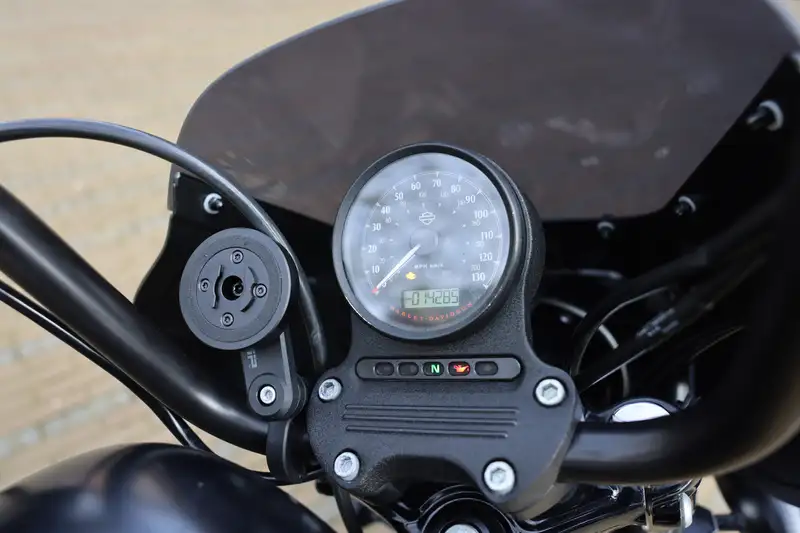 Harley-Davidson Iron 883 - foto 3