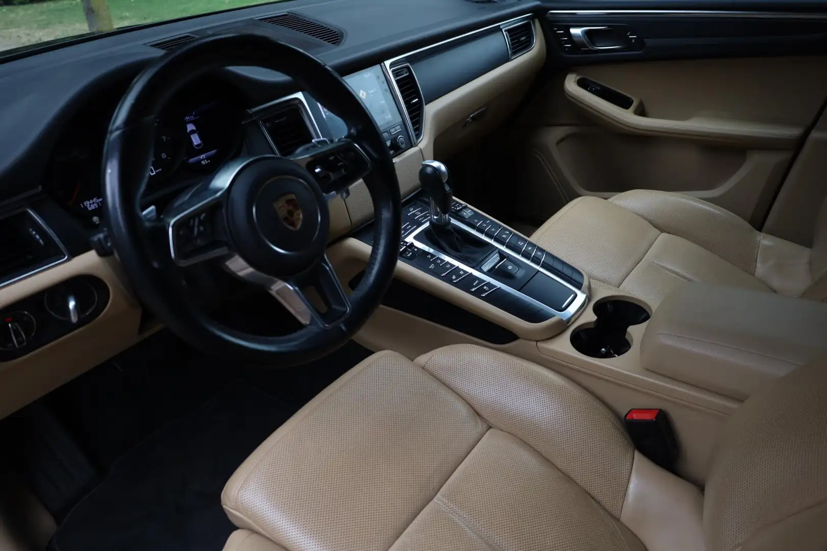 Porsche Macan 2.0 PDK. | Sport-Design Pakket | Full Led | Stoelv Zwart - 2