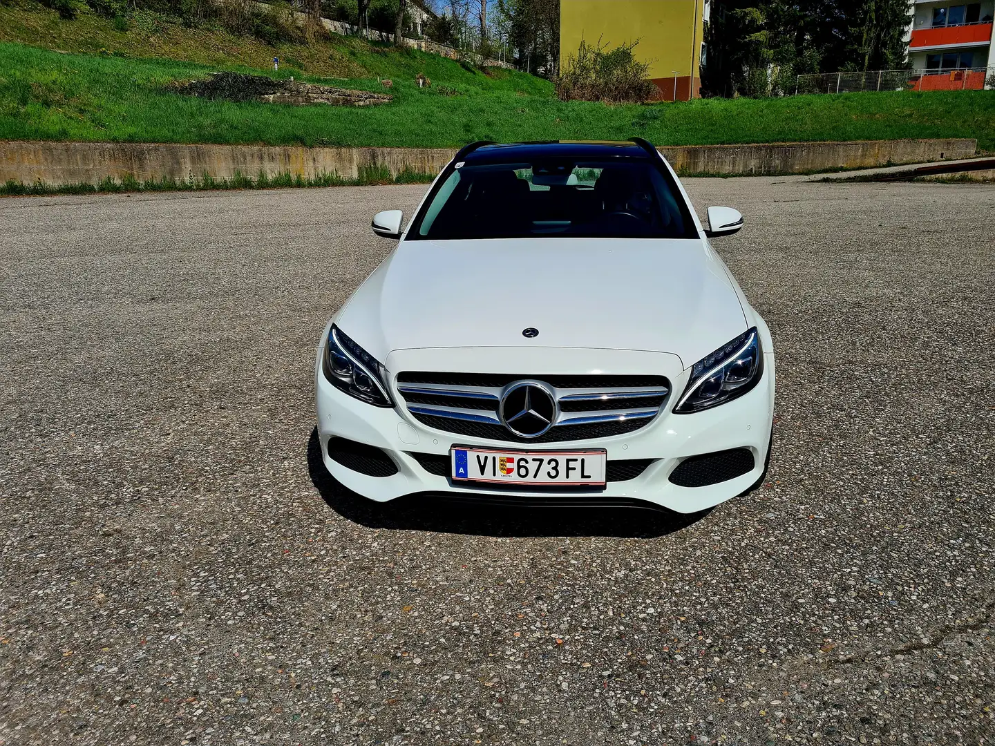 Mercedes-Benz C 220 C 220 d T 4MATIC Aut. White - 1