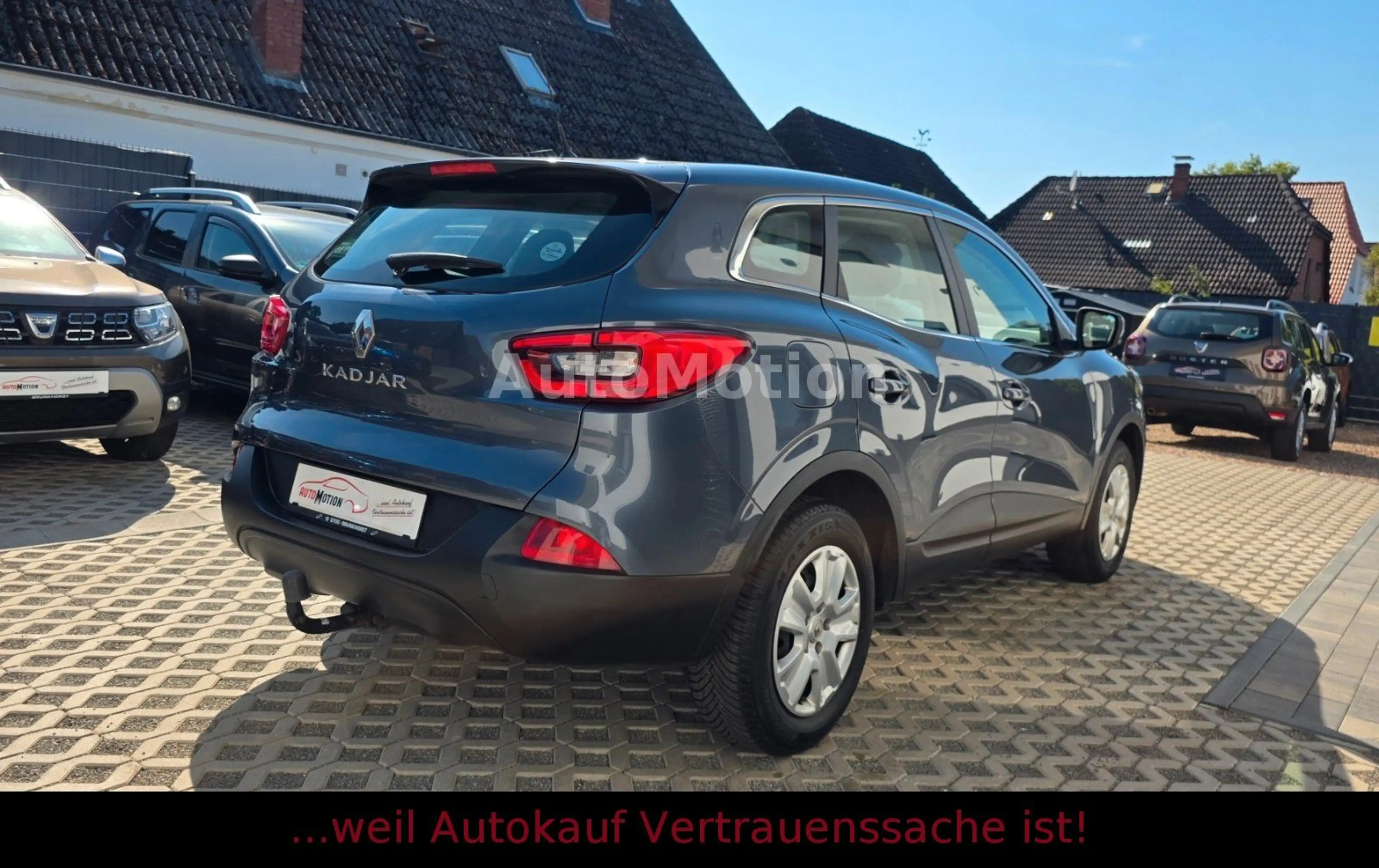 Renault Kadjar Life*1 Vorhalter*S-Heft lückenlos*AHK* — photo 3
