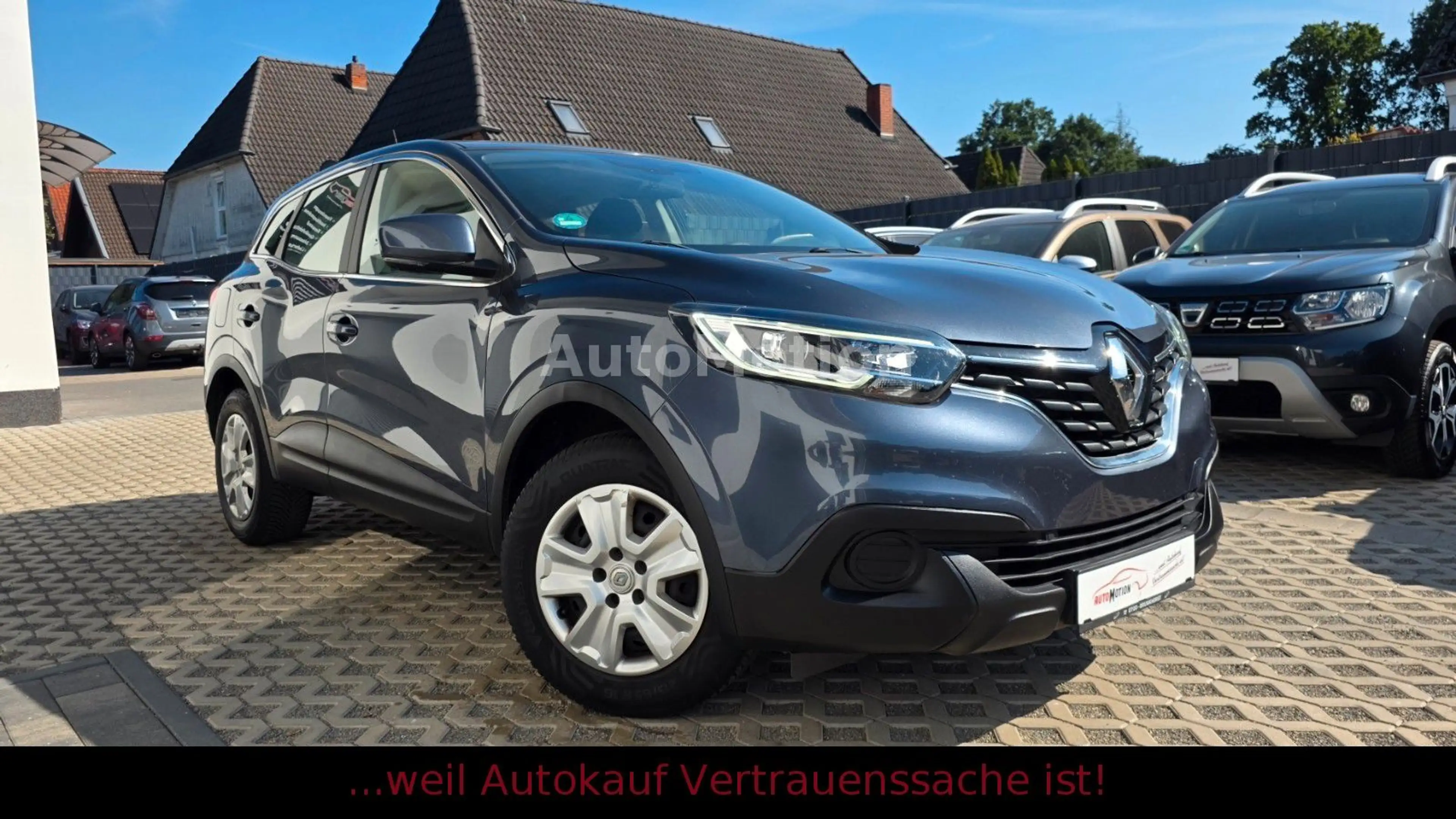 Renault Kadjar Life*1 Vorhalter*S-Heft lückenlos*AHK* — photo 4