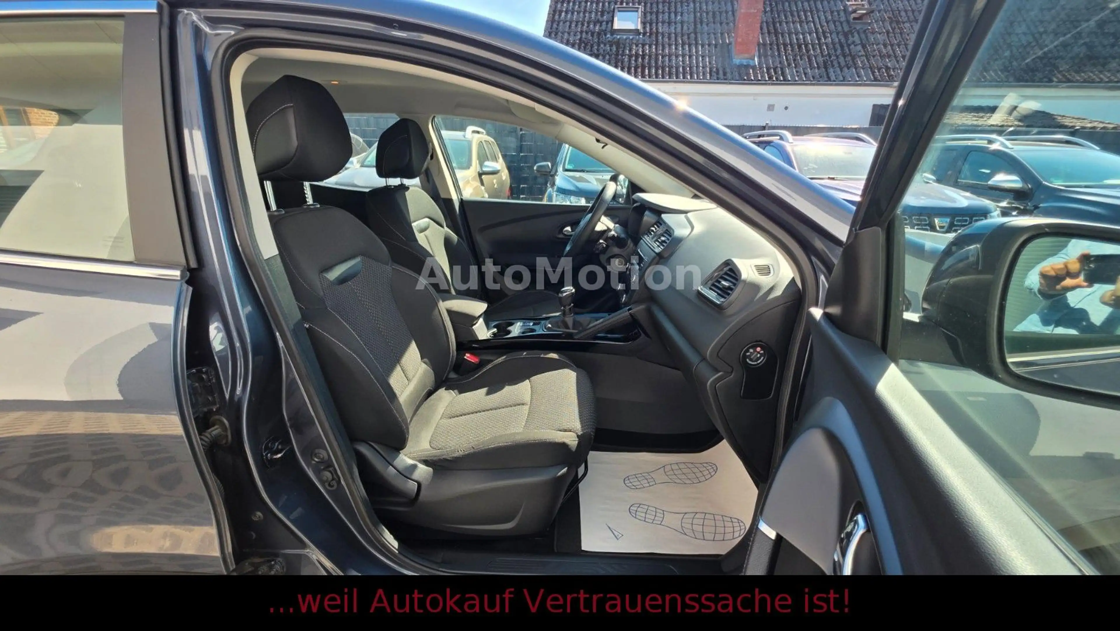 Renault Kadjar Life*1 Vorhalter*S-Heft lückenlos*AHK* — photo 8