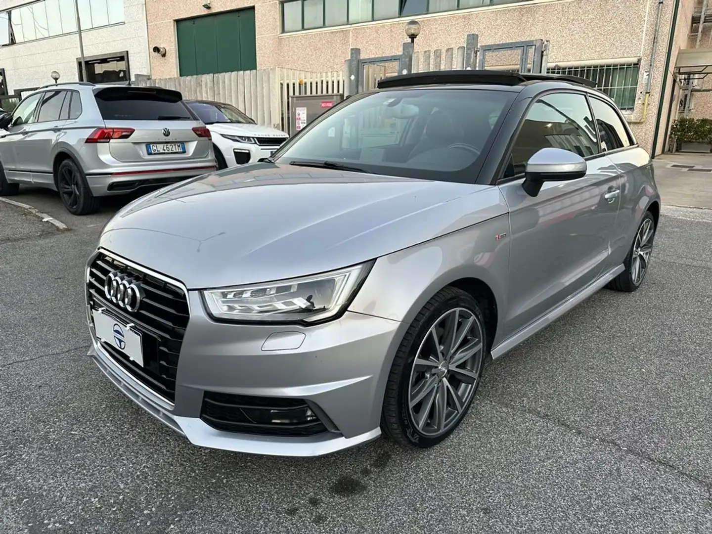 Audi A1 1.4 TFSI S-line 125cv Grigio - 1