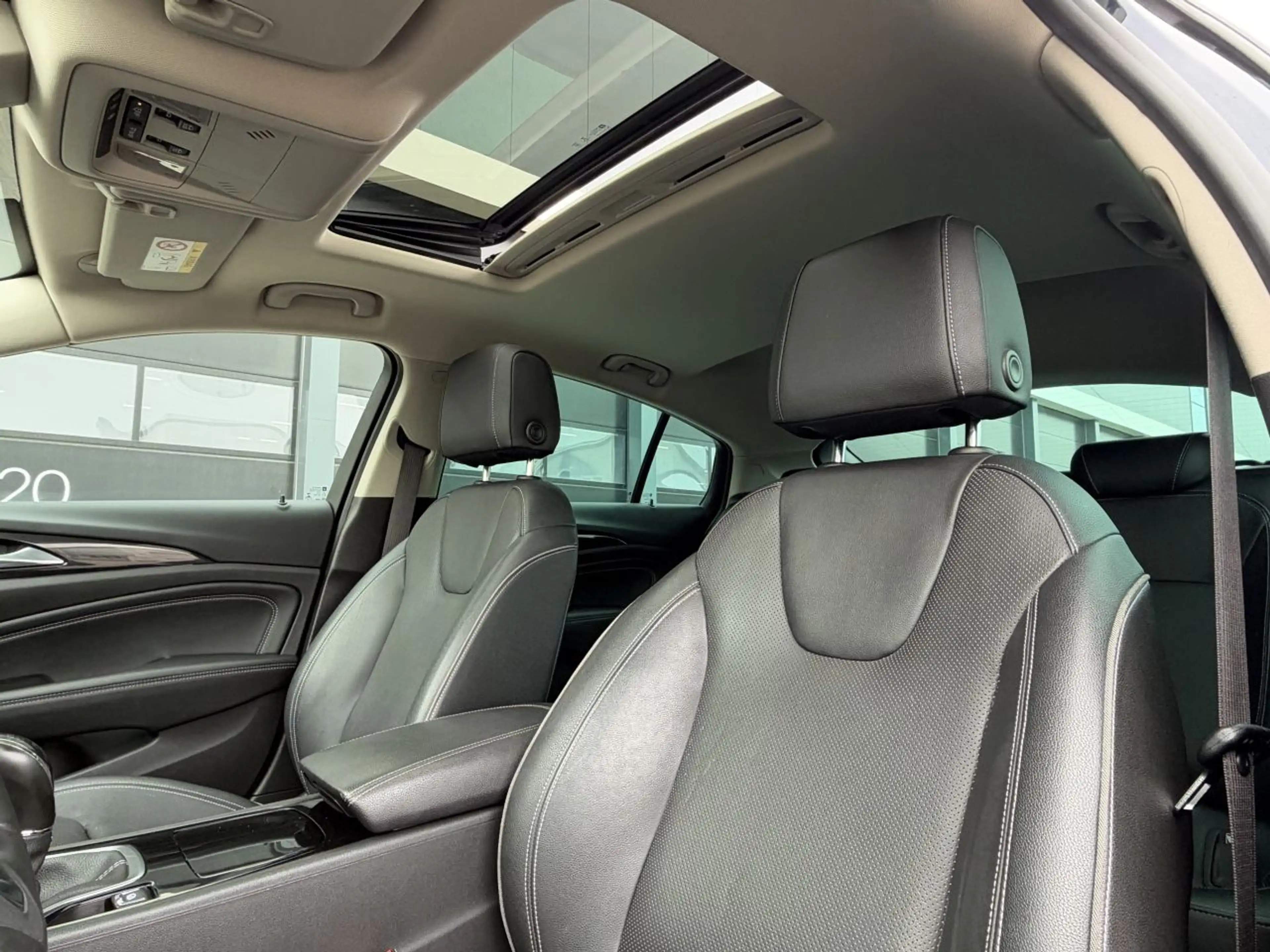 Opel Insignia GRAND SPORT 1.6 CDTI Dak Xenon Navi — photo 8