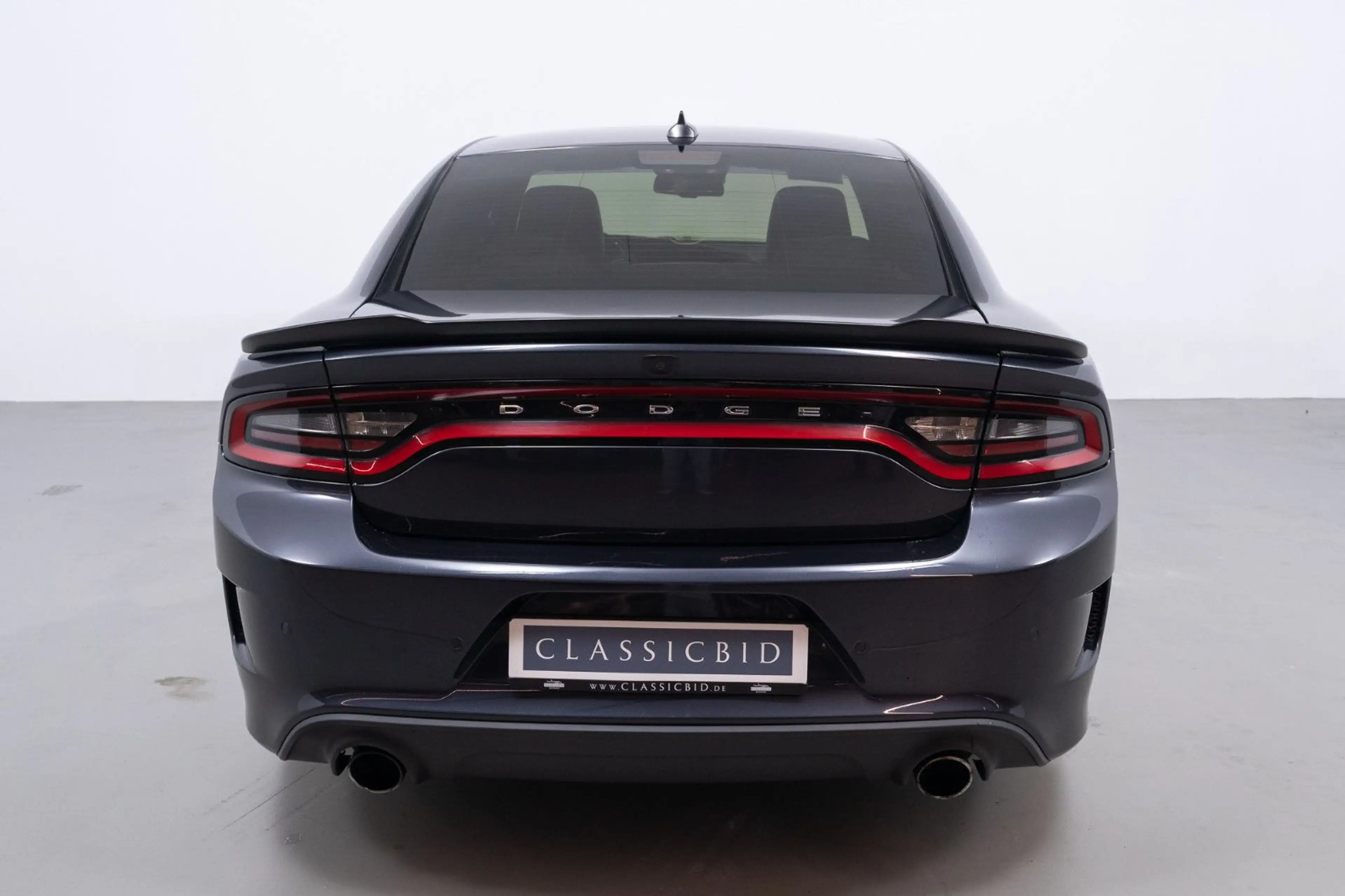 Dodge Charger — photo 4