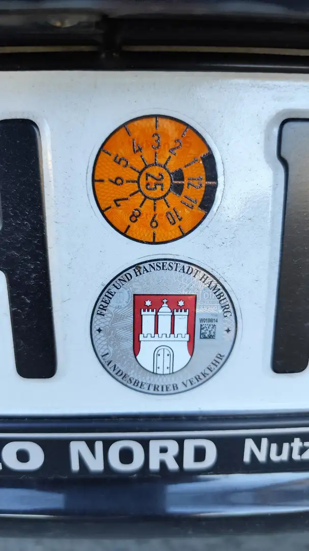 Volkswagen Polo Чорний - 1
