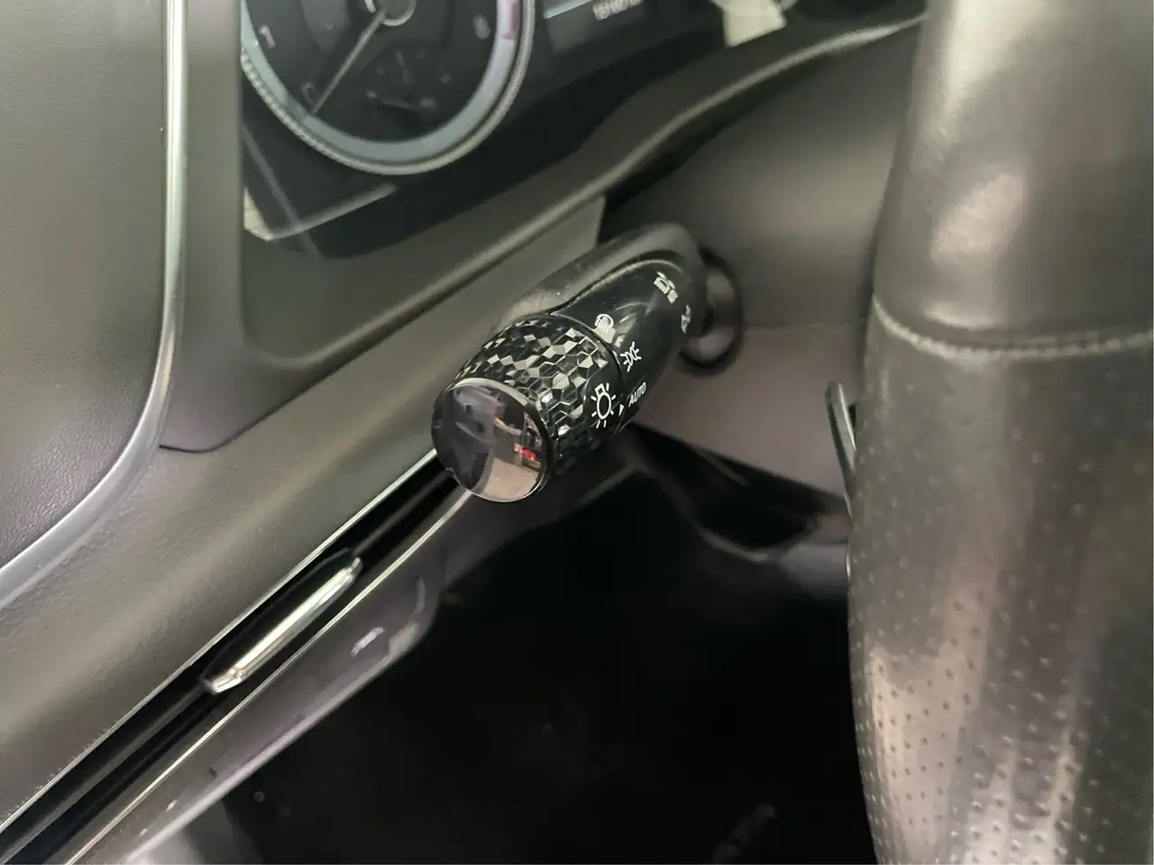 Hyundai SONATA снимка Hyundai SONATA