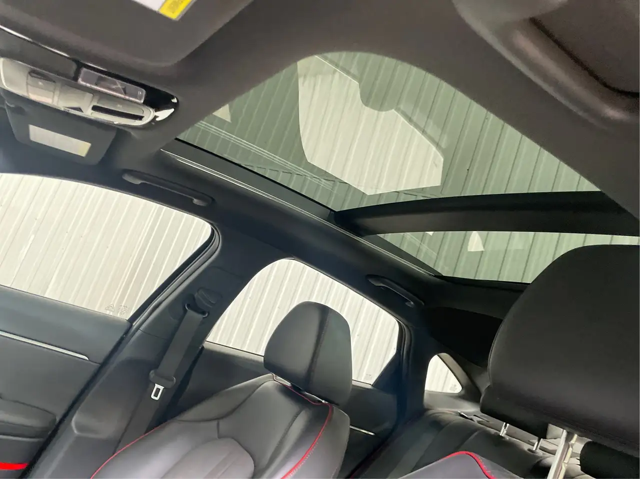 Hyundai SONATA снимка Hyundai SONATA