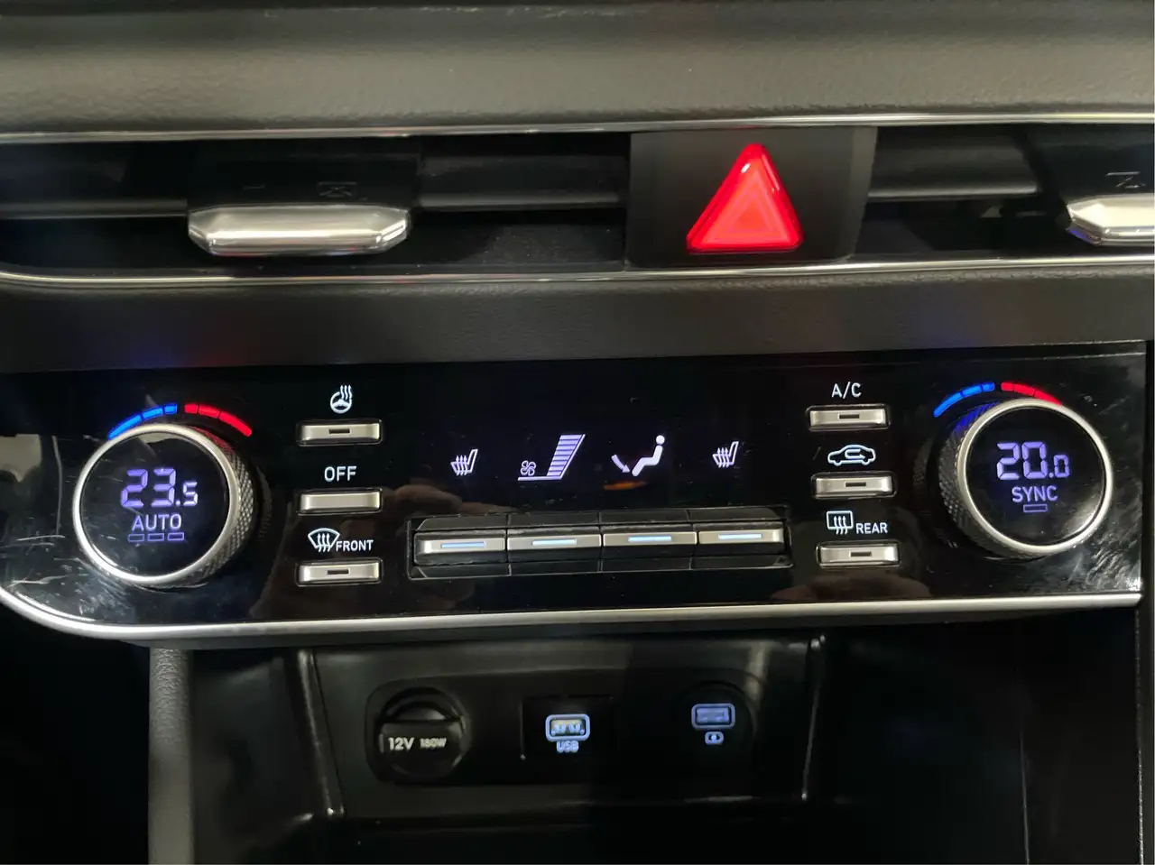 Hyundai SONATA снимка Hyundai SONATA