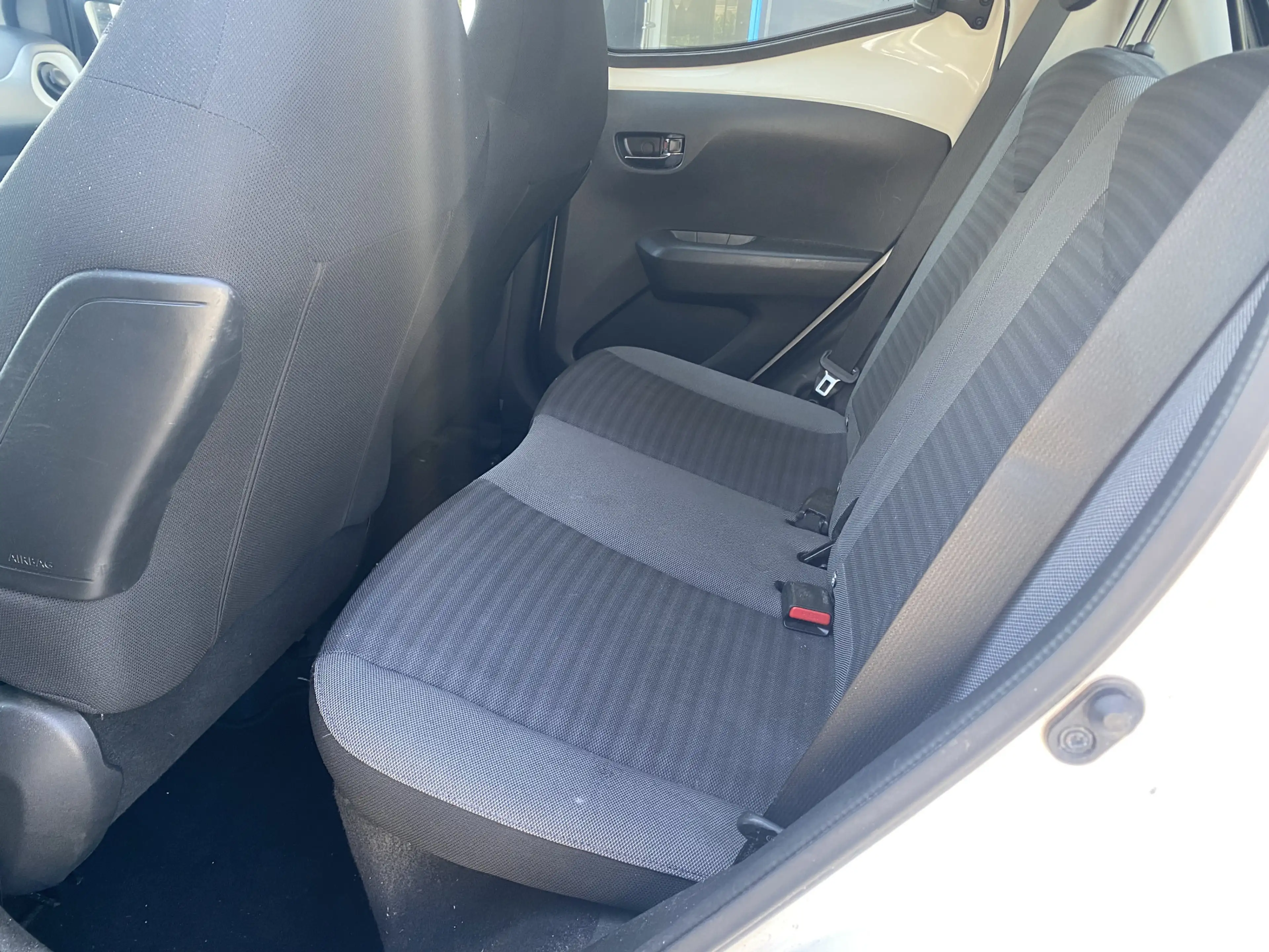 Toyota Aygo 1.0 VVT-i x-play limited Afn. Trekhaak Android Aut — photo 7