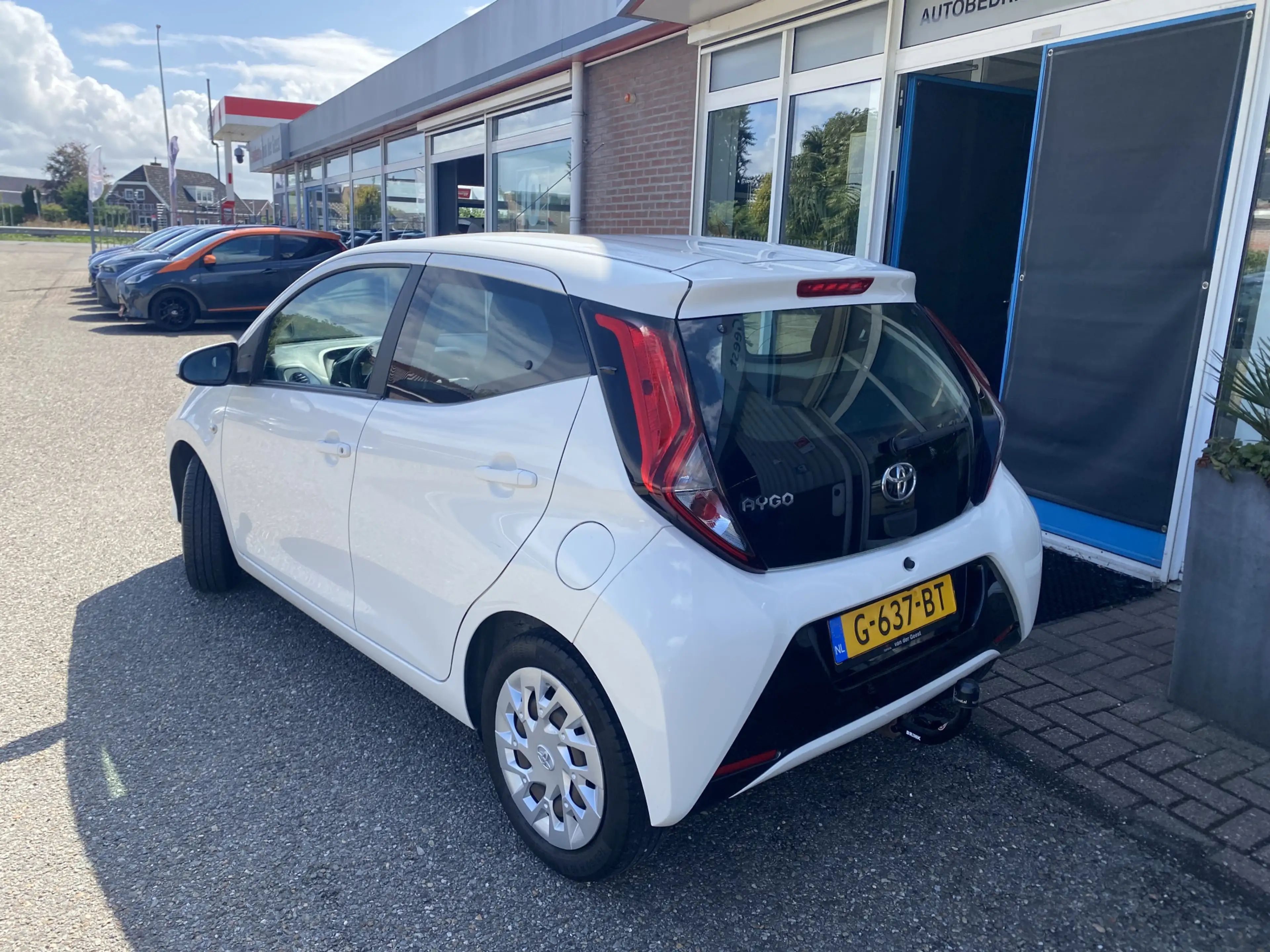 Toyota Aygo 1.0 VVT-i x-play limited Afn. Trekhaak Android Aut — photo 3