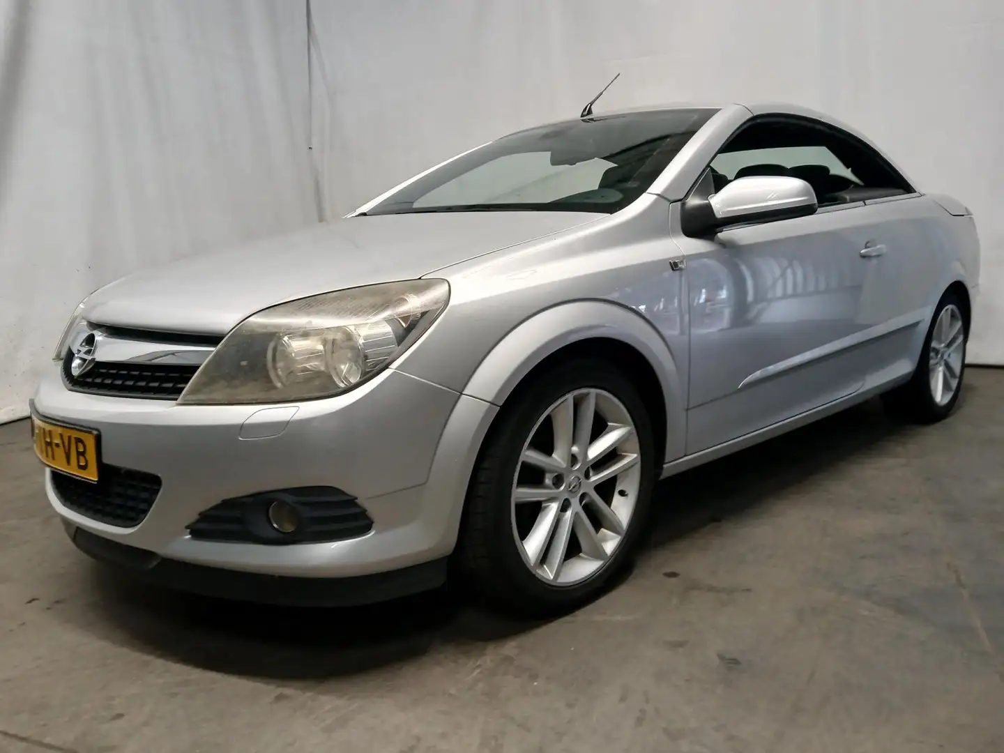 Opel Astra TwinTop 1.6 Cosmo DAK WERKT NIET! Gris - 2