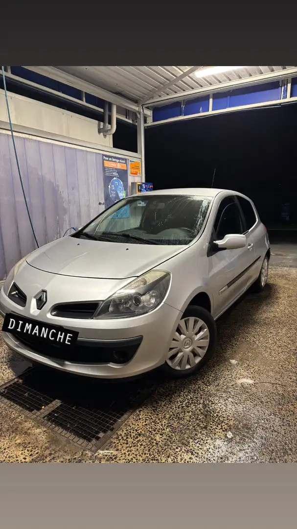 Renault Clio 1.5 dCi 70 eco2 Rip Curl - 1