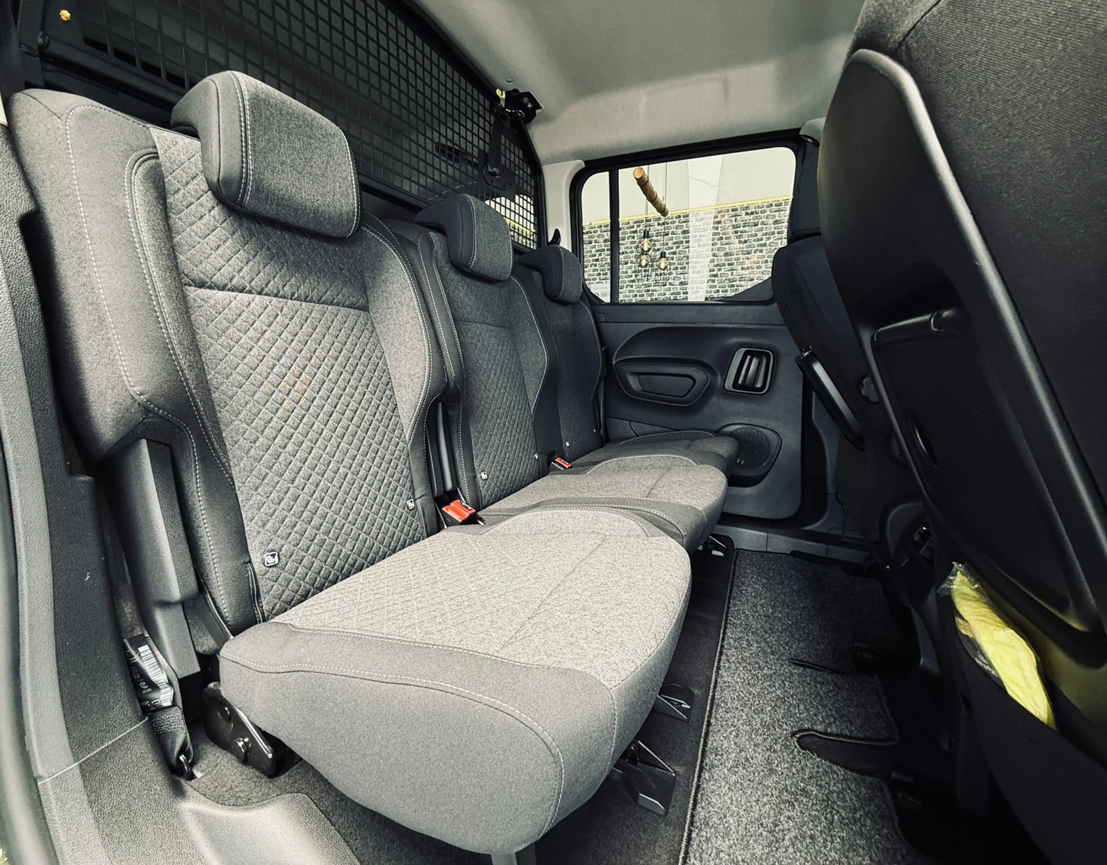 Opel Combo Life E Edition N1 Automatik |AHK|SHZ|LED|Kamera| — photo 14
