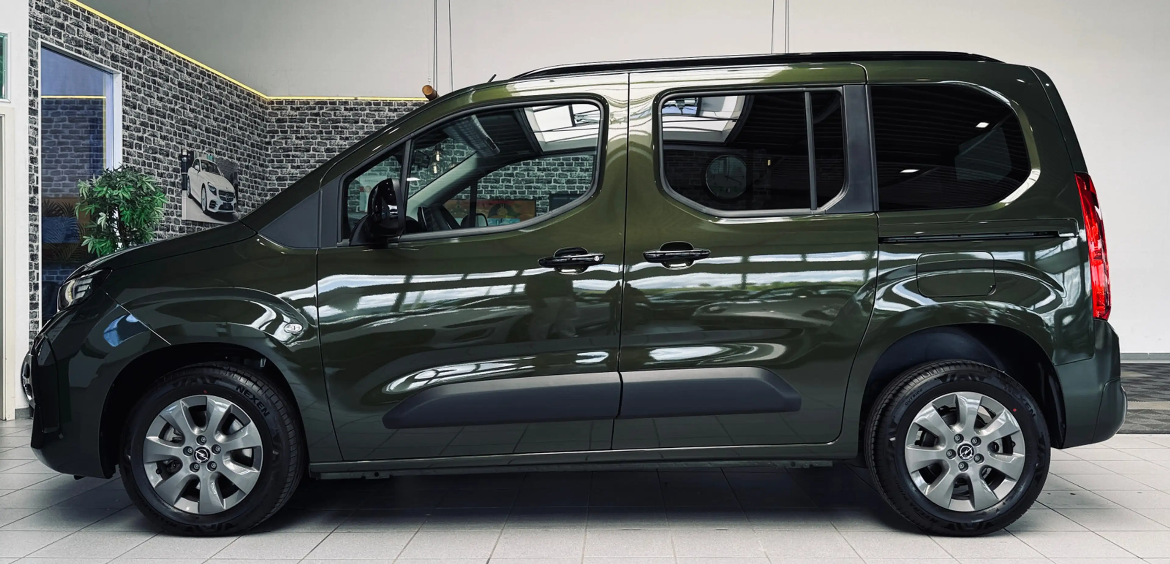 Opel Combo Life E Edition N1 Automatik |AHK|SHZ|LED|Kamera| — photo 8
