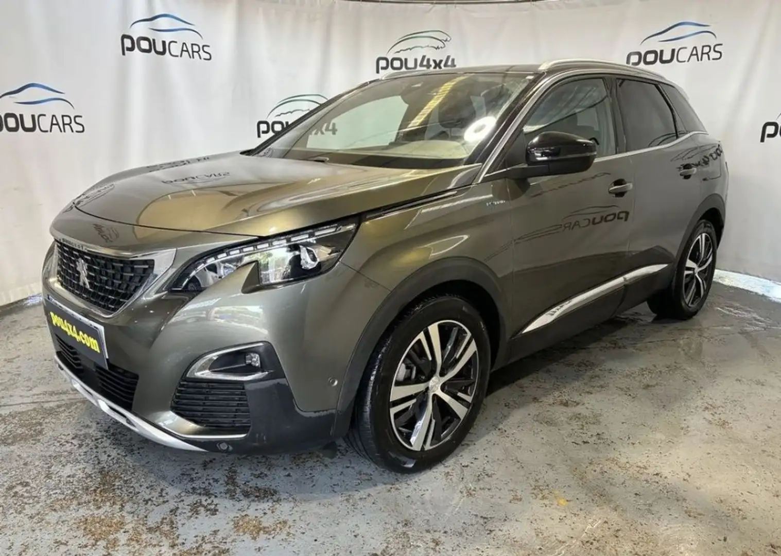 Peugeot 3008 Hybrid 225 GT Line e-EAT8 Gris - 2