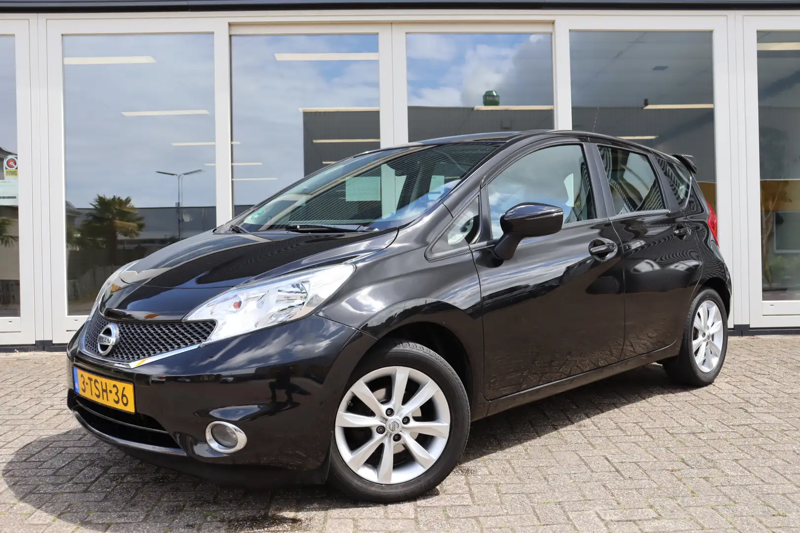Nissan Note 1.2 DIG-S Connect Edition, Automaat, Cruise Contro Noir - 1