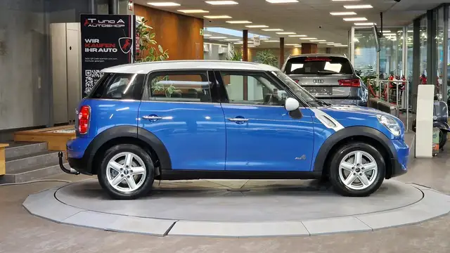 MINI Countryman view 10