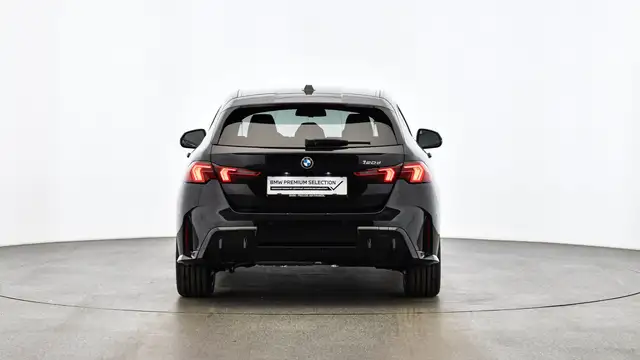 BMW M view 4