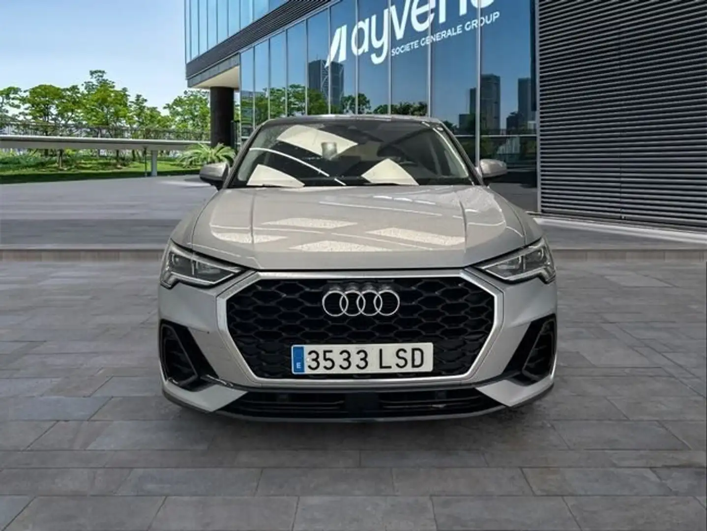 Audi Q3 35 TDI Advanced S tronic 110kW Plateado - 2