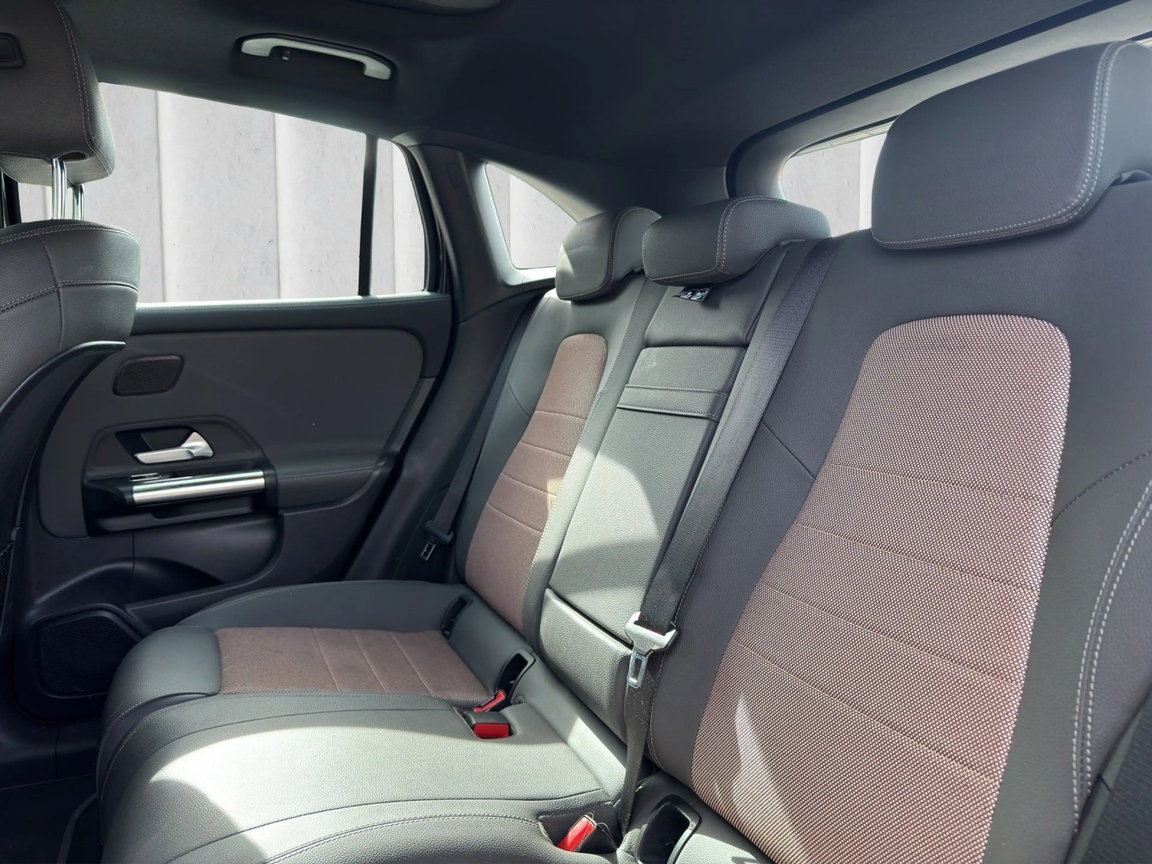 Mercedes-Benz EQA 250 Electric Art Pano Kamera Totw. Spurh 19" — photo 13