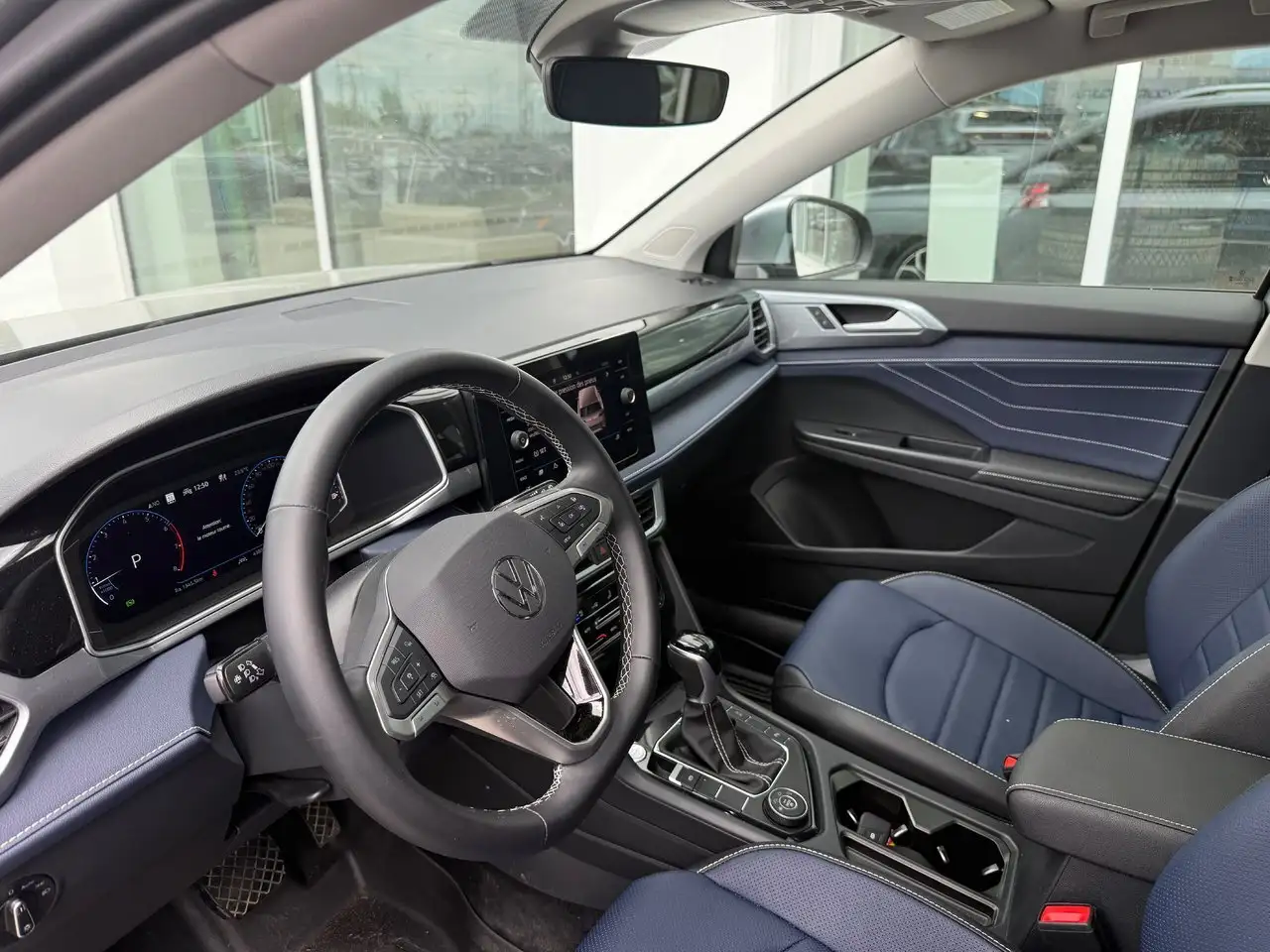 Volkswagen Tiguan снимка Volkswagen Tiguan