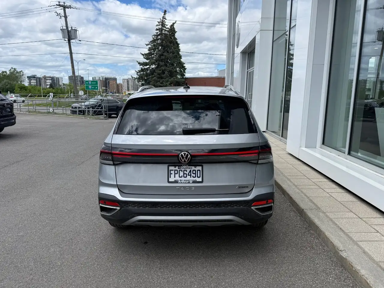 Volkswagen Tiguan снимка Volkswagen Tiguan