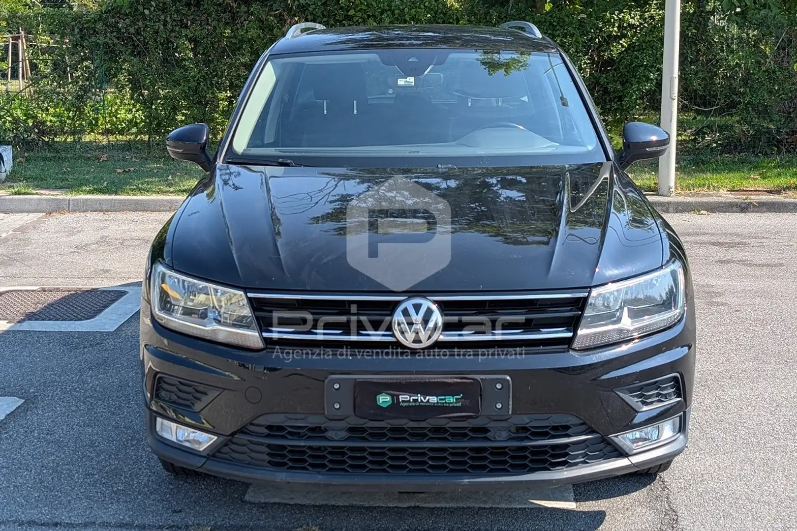 Volkswagen Tiguan Tiguan 2.0 TDI SCR DSG Business BlueMotion Technology Noir - 2