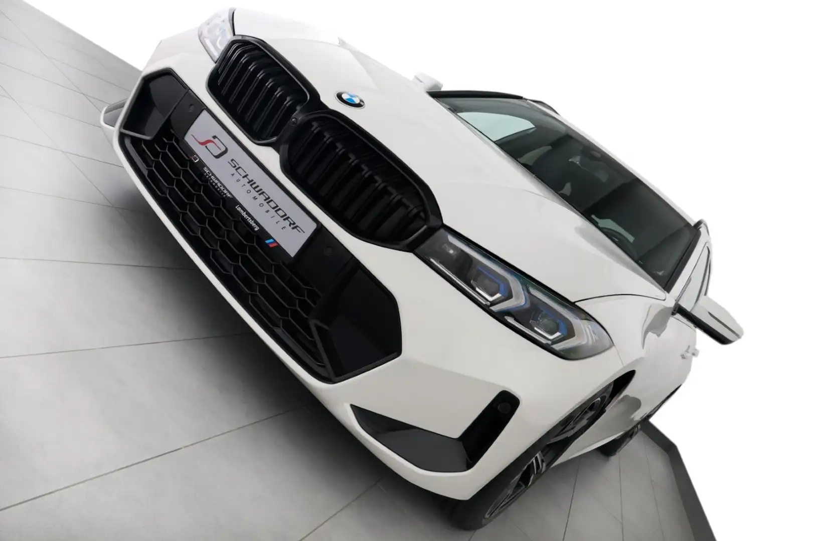 BMW 320 d Touring M Sport HUD RFK AHK AdaptivLED 18" Weiß - 2