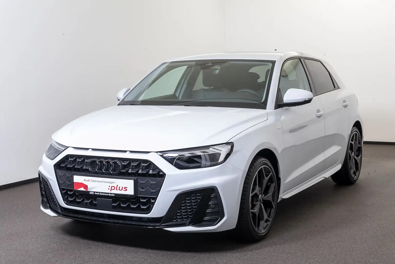 Audi A1 S line 25 TFSI S tr. PDC LED NAVI Weiß - 2