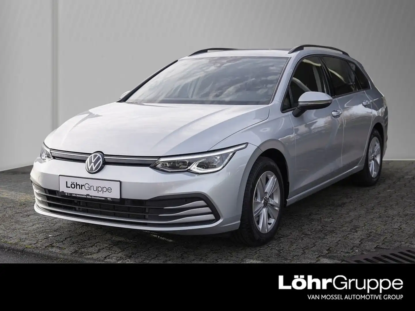 Volkswagen Golf VIII Variant 1,5 eTSI Life DSG,LED,Navi,App Con... Silber - 1