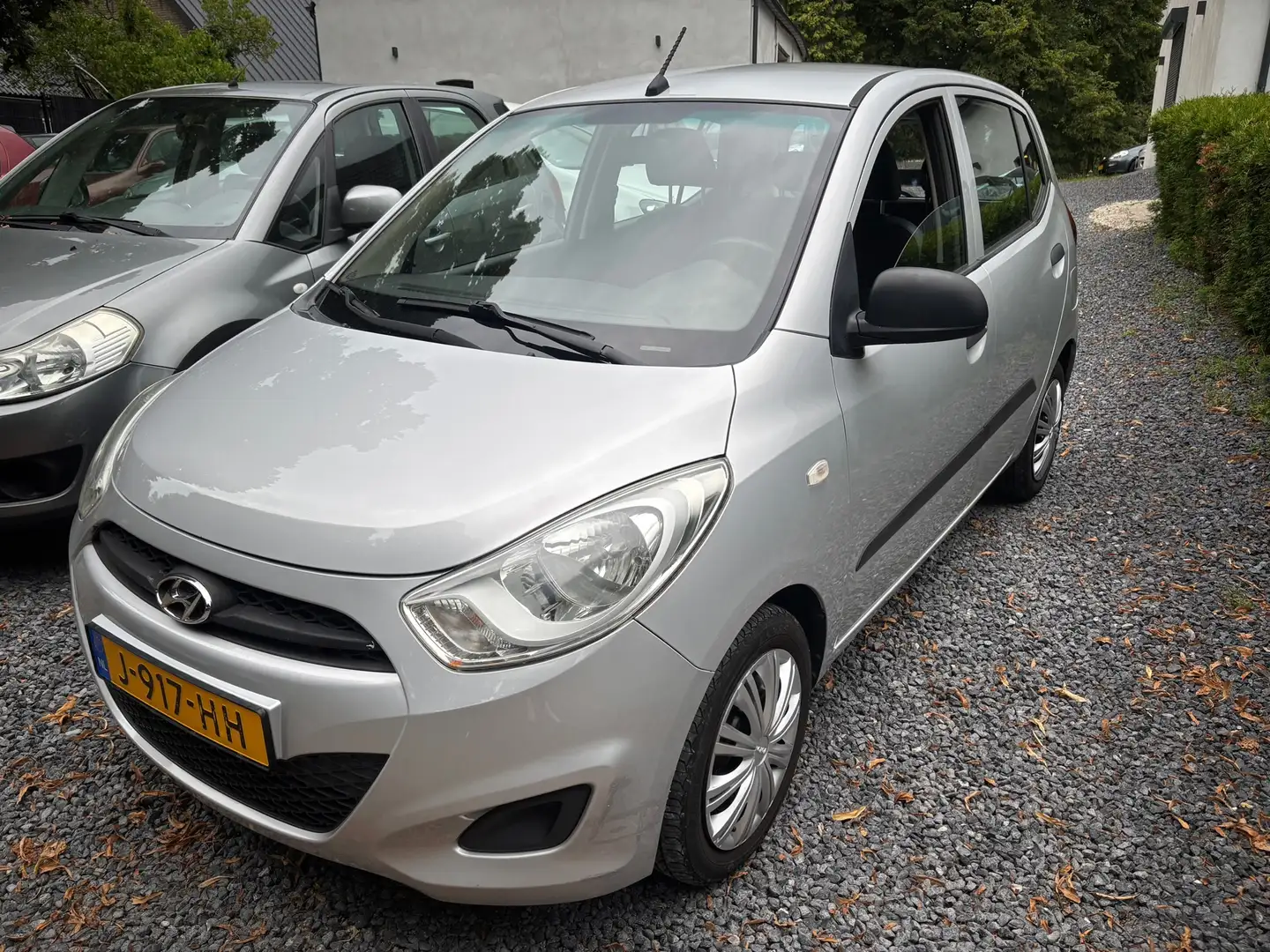 Hyundai i10 1.1 Pure KM 115000 MET NAP Gris - 1