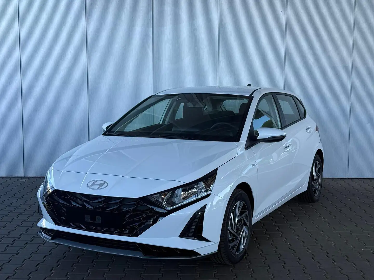 Hyundai i20 6 MT 100 PS 1.0 T-GDI mHEV Comfort Smart  / PDC... Weiß - 1