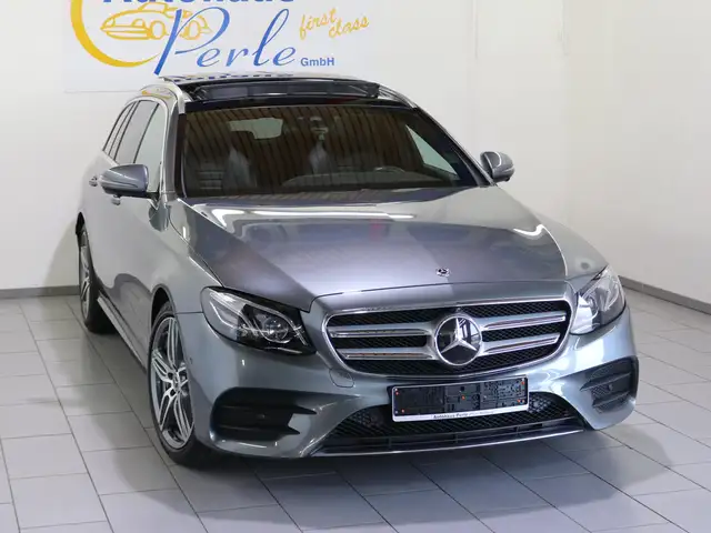 Mercedes-Benz E 450 E 450 T 4Matic 9G AMG LINE"PANO"AHK"360CAM"DISTRO"