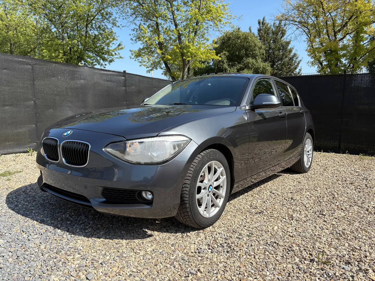 BMW 116 116i ! 1e PROP - NAVI - CLIM - Eur5! Šedá - 1