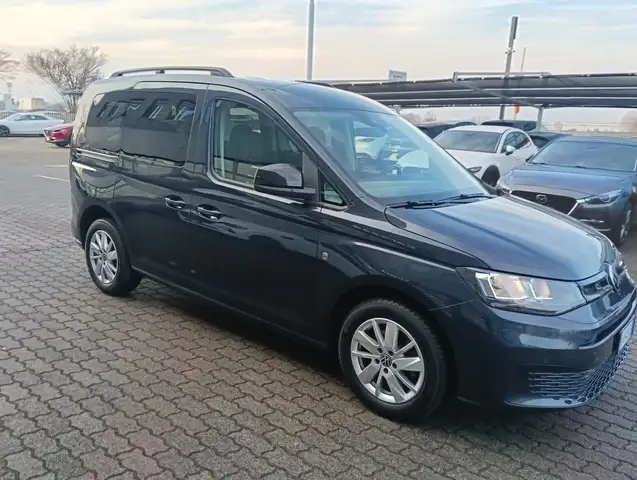 Volkswagen Caddy view 16