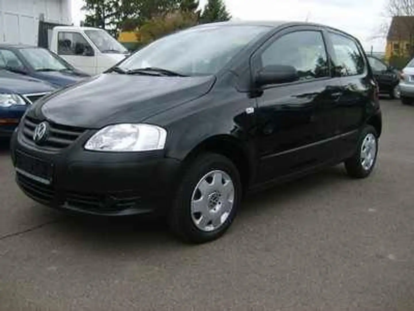 Volkswagen Fox 1,4l Klima TÜV NEU ! Schwarz - 1