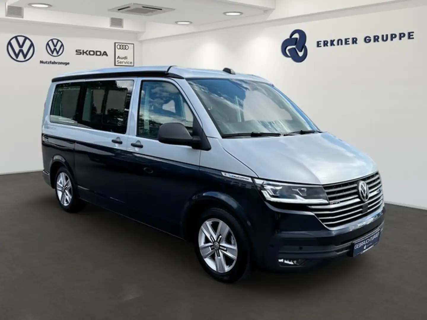 Volkswagen T6 California 6.1 2.0TDI DSG 4M Beach LED+ACC+STNDHZ+++ Plateado - 2