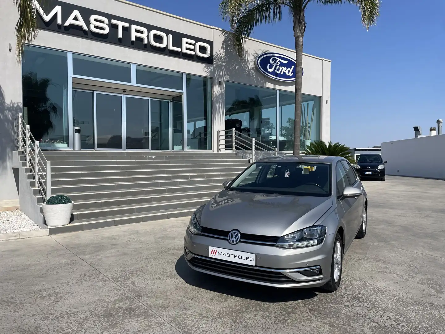 Volkswagen Golf Golf 5p 1.6 tdi Business 115cv Grigio - 1
