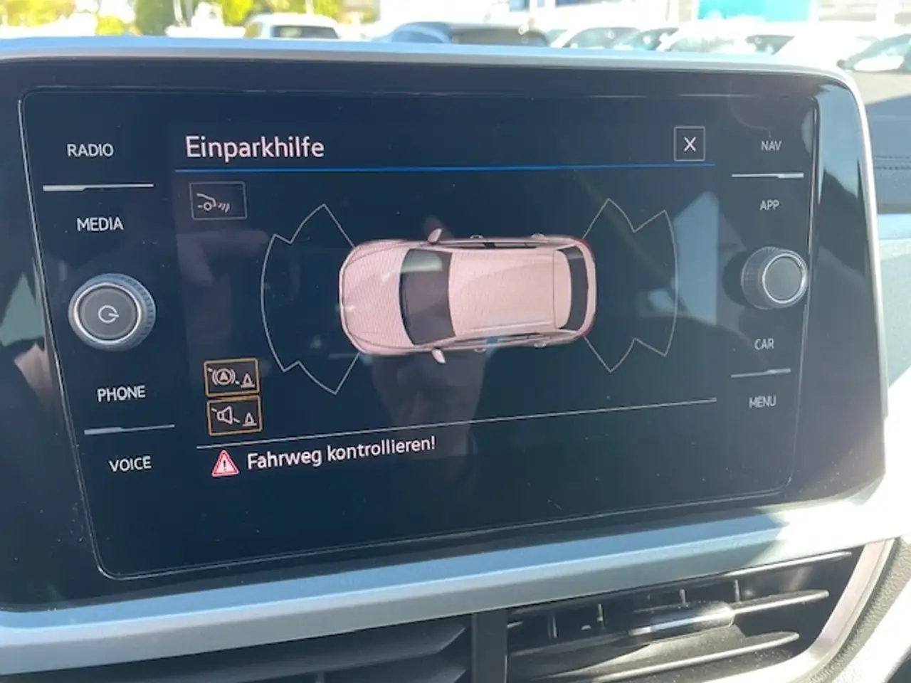 Volkswagen T-Roc 2.0 TDI DSG Goal Navi AHK LED PLUS Kamera ACC Appl 22